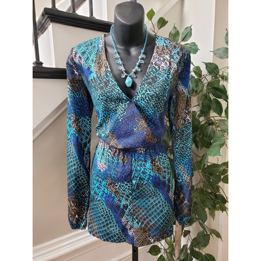 Bebe Women's Multicolor 100% Polyester V-Neck Long Sleeve Casual Romper Size 6